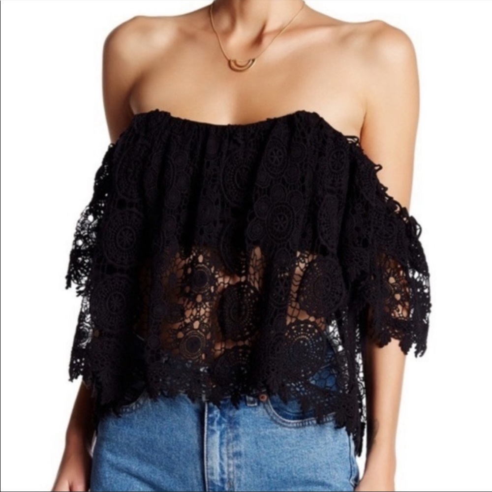 Tularosa ‘Amelia’ black lace crop top